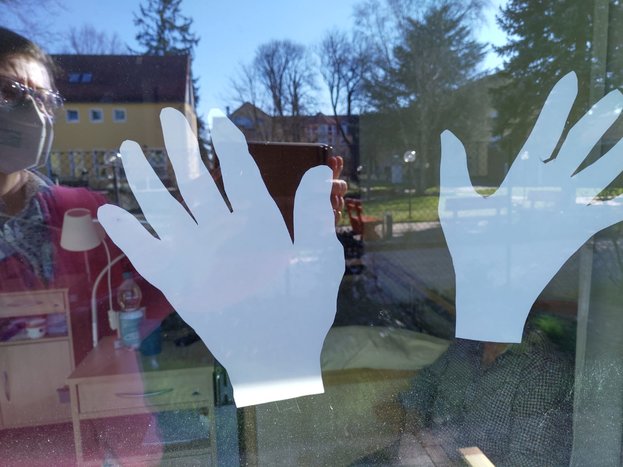 Haendekette24.jpg